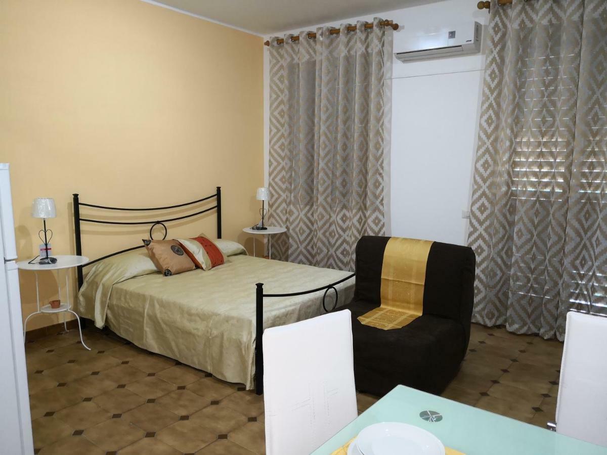 Monolocale Trappitello - Apartments تاورمينا المظهر الخارجي الصورة