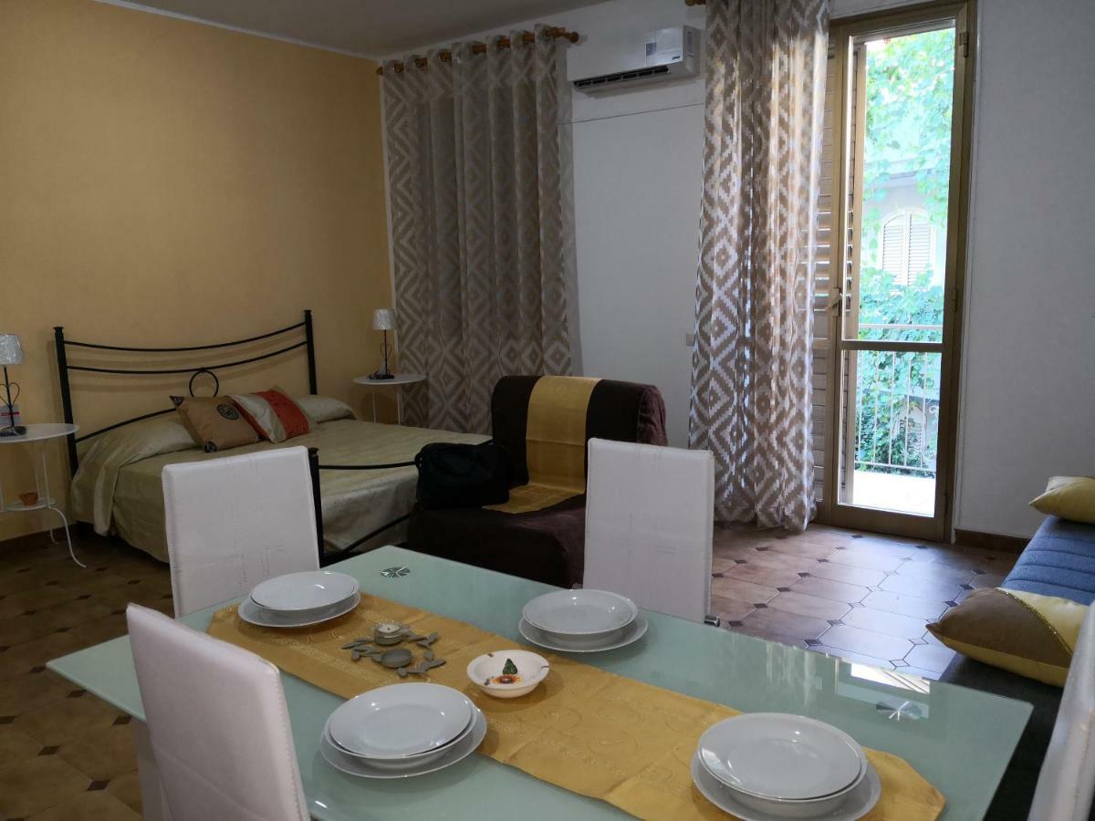 Monolocale Trappitello - Apartments تاورمينا المظهر الخارجي الصورة